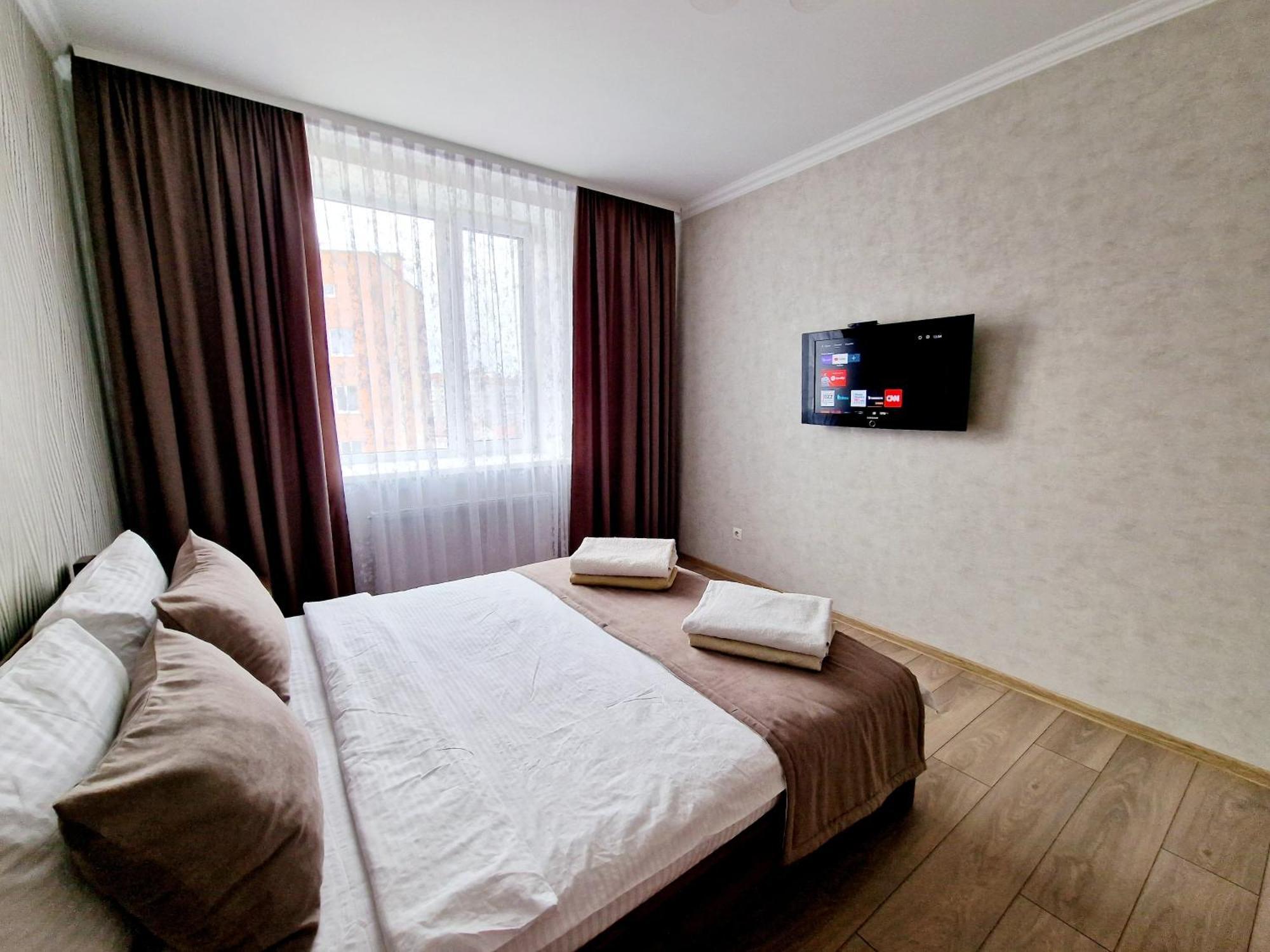 Apartament On Chornovola, 40 Жк "Варварівка" ルーツィク エクステリア 写真